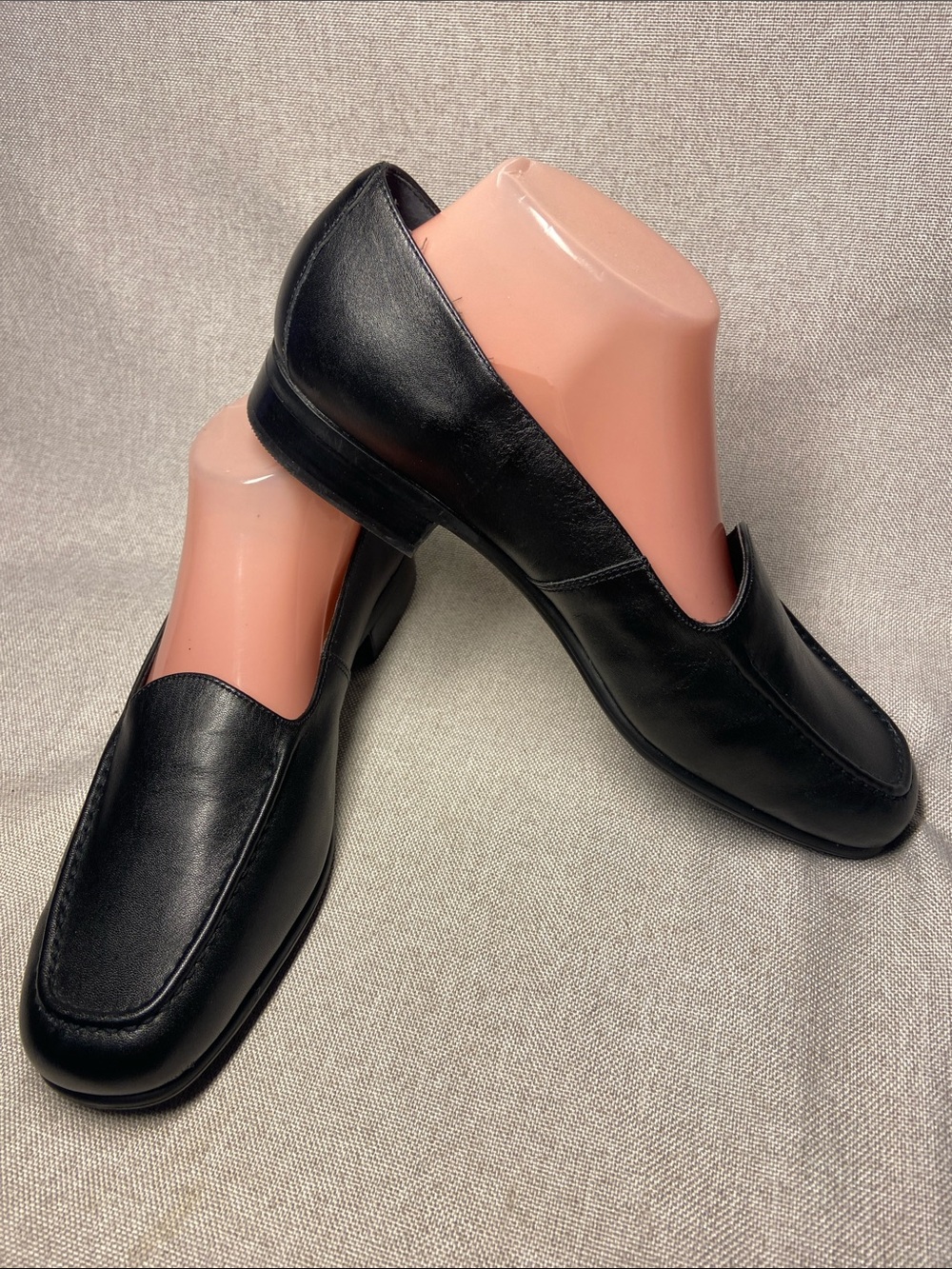 Naturalizer Black Leather Slip-On Shoes with Tan Insole Size 10W